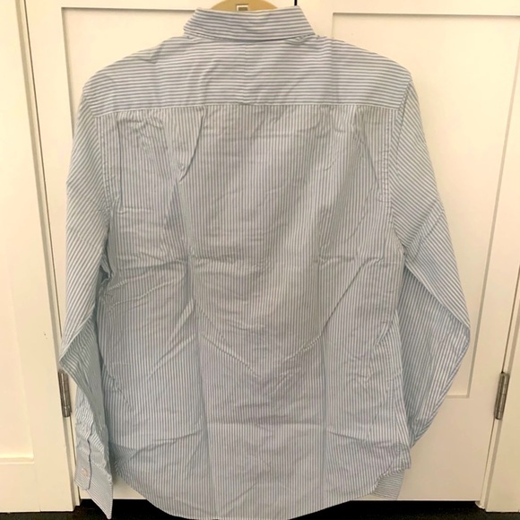 Club Monaco - Button Down Shirt (Medium) - Picture 3 of 3